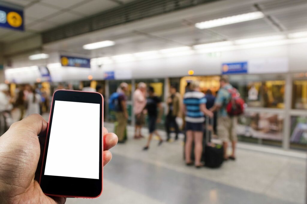 mobile ad platform, phone in bus station